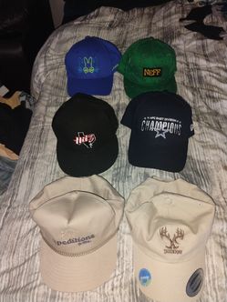 Caps