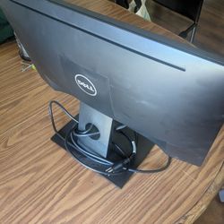 3 matching Dell 21" Monitors 