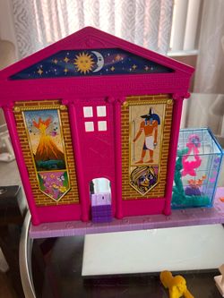 Polly pocket