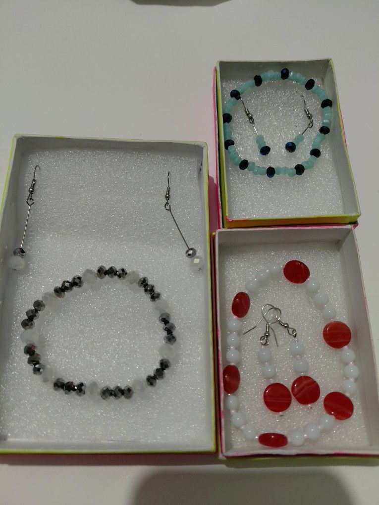 Earring & Bracelet Set