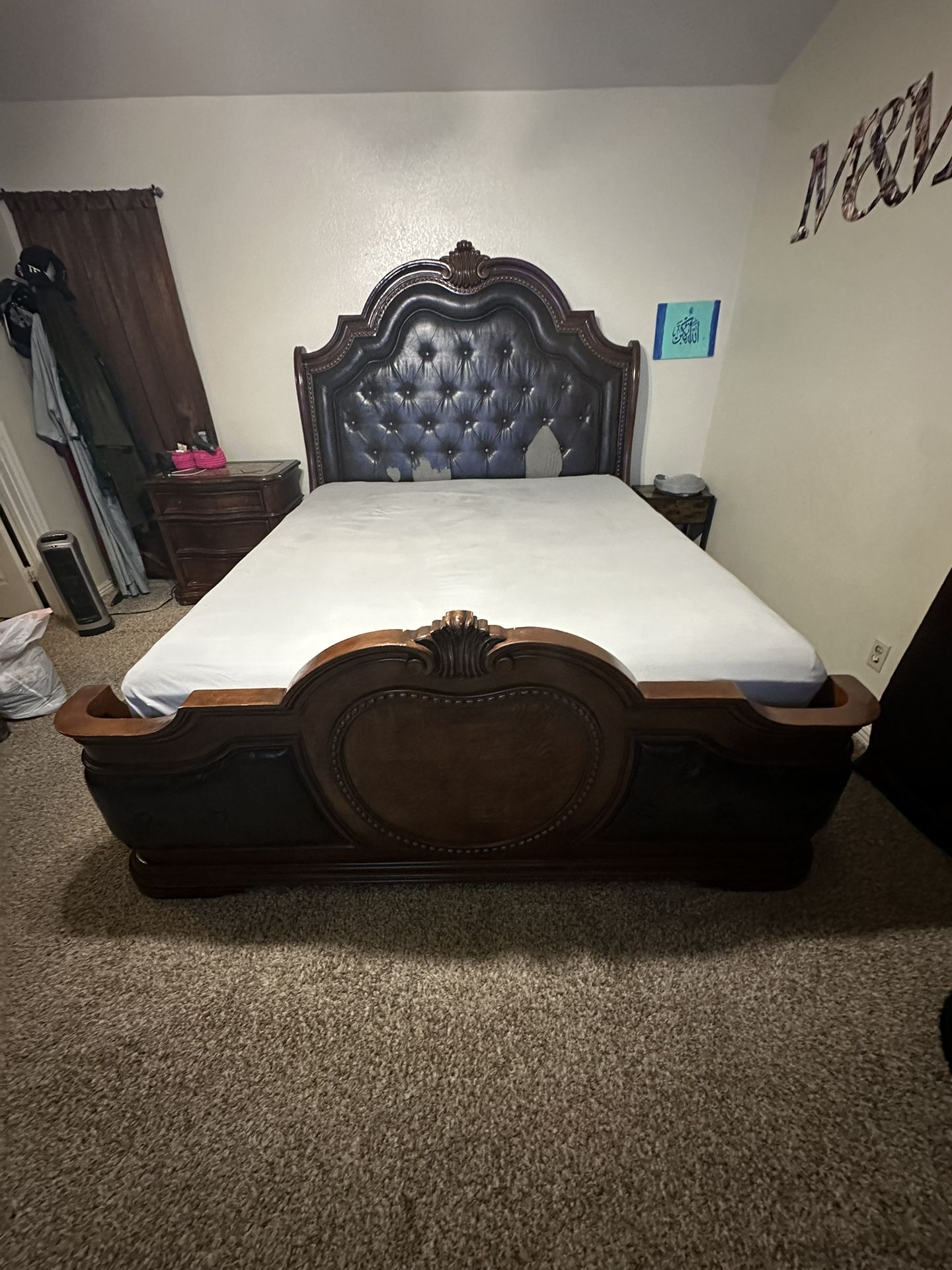 Call King bedroom set