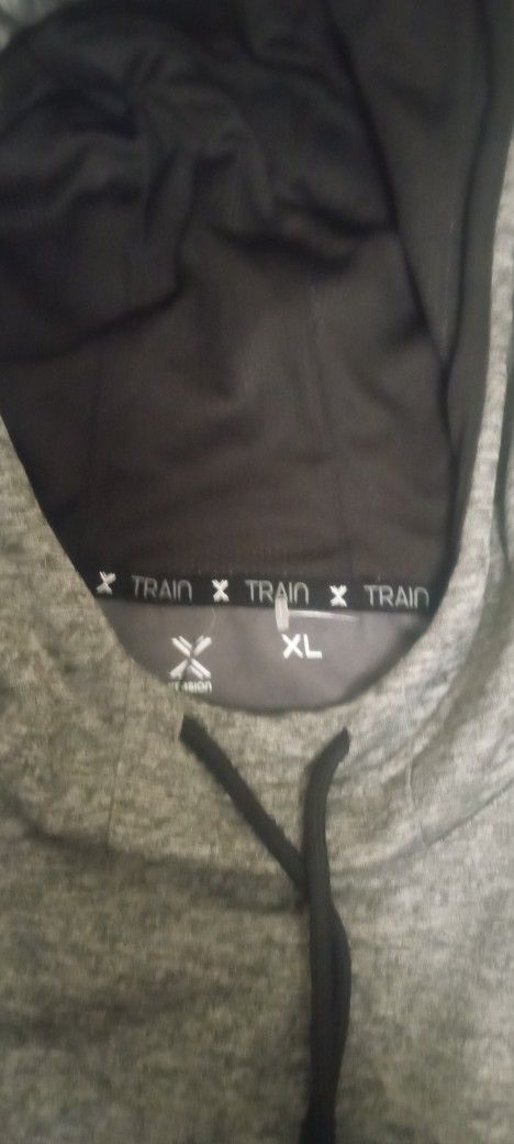 Xersion Mens X large Gray & Black Hoodie 