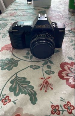 Canon T70