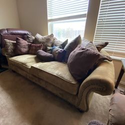 Plush Large Pillow Sofa 