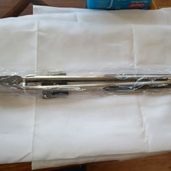 Long Barbecue Tongs