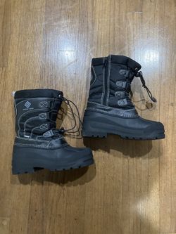 Kids Winter Boots (Youth Sz 2)