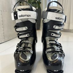 Salomon Ski Boots Size 24.5