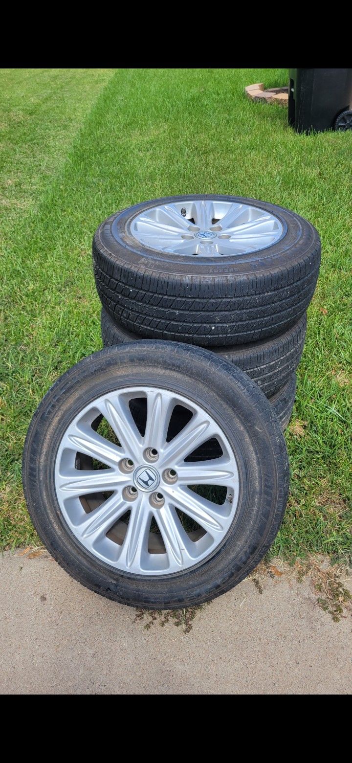 Honda PAX Wheels And Tires