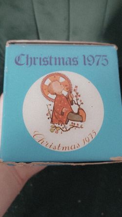 Hummel Christmas 1975 Collector Plate in Box