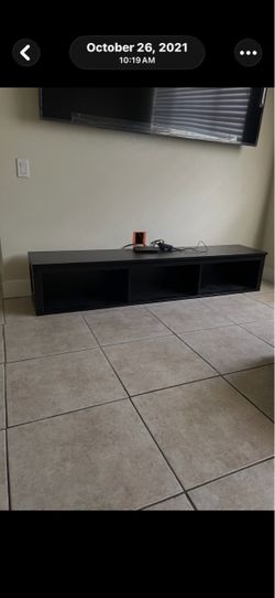 Furniture floating cabinet