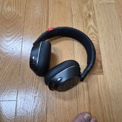 Plantronics - Voyager 8200 Headset