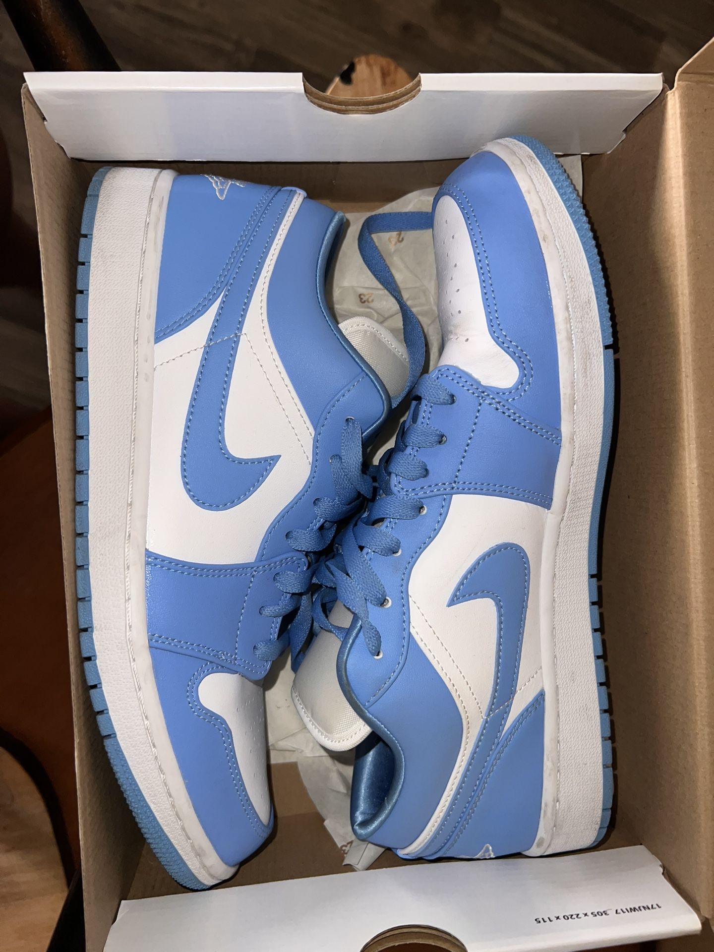 Wmns Jordan Low 1