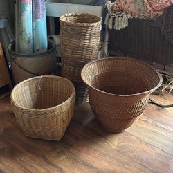 VINTAGE BASKETS (3)
