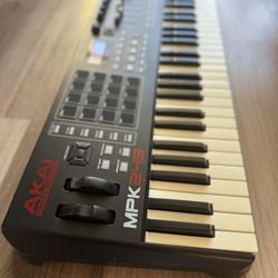 Midi Controller Akai MPK249