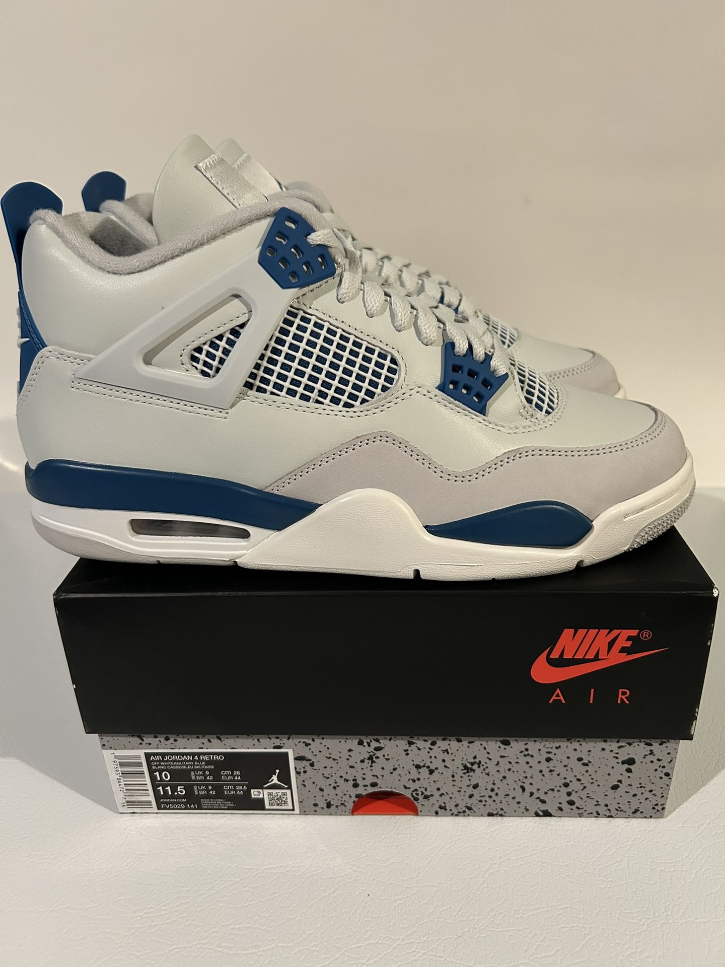 Jordan 4 Retro Military Blue 2024 Mens Size 10 “Last 1 In Stock”