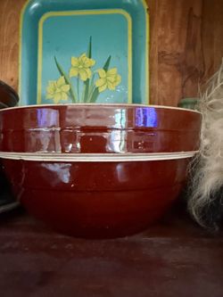 Brown USA 9 inch Bowl