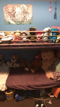 Full bunk bed like new