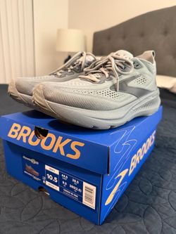 Brooks glycerin GTS 23