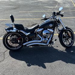 2016 Harley Davidson Breakout