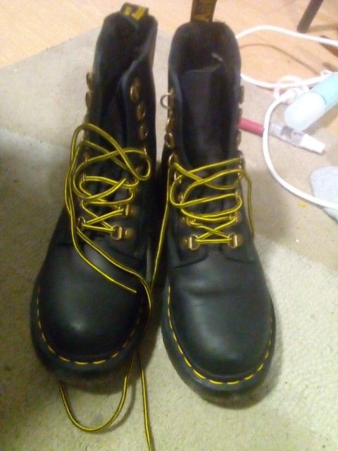 Dr.Martens