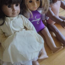 American Girl Dolls And Accessories No Offers No Trades Good Shape 75th Ave Indian School Serious Buyers Only Please