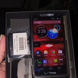 Verizon Droid Razr M Phone 