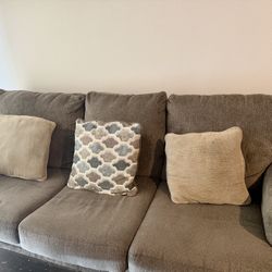 Ashley Dorsten Sofa in Slate