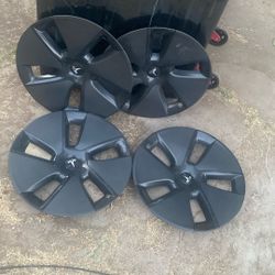 Tesla Model Three Aero Wheel Covers