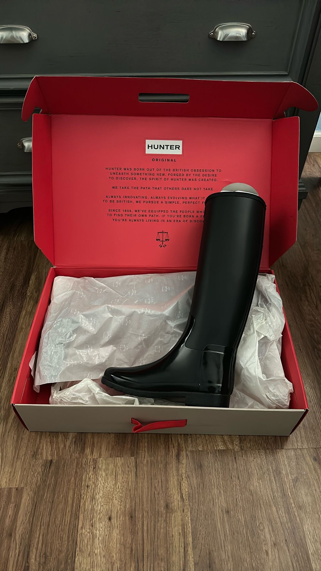 Hunter Women's Refined Tall Gloss Rain Boots