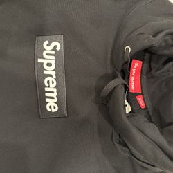 Supreme Hoodie