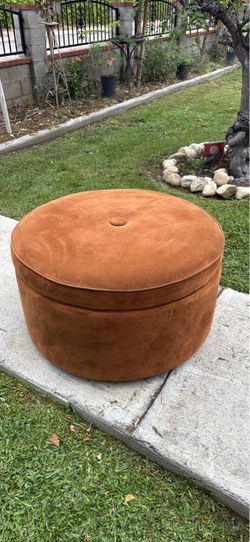 Round Suede Ottoman Footstool/coffee table
