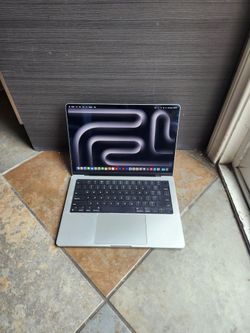 MacBook pro 14inch m1 pro  16GB RAM 
1TB SSD  and charger Final Cut,Logic, Office Best Offers