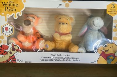 Disney Winnie the Pooh 100th Anniversary Plush Collector Set