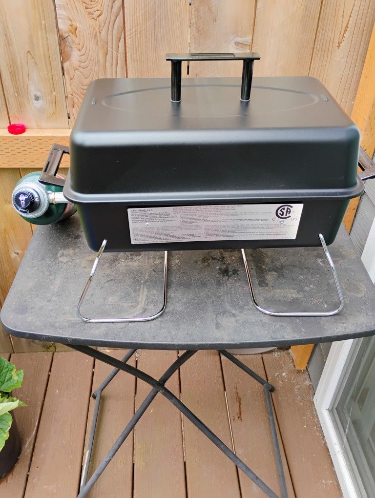 Char-Broil Portable Gas BBQ 