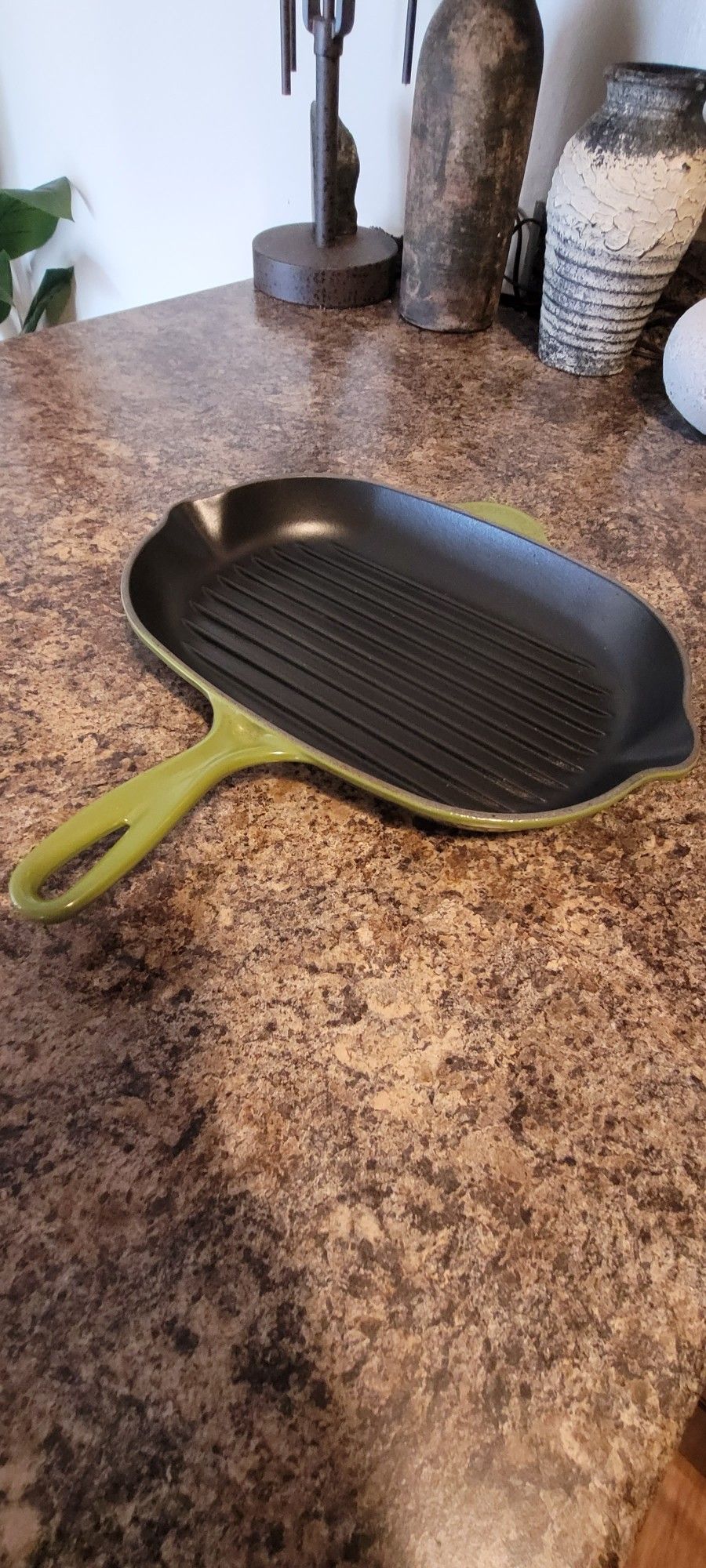 lecuset pan