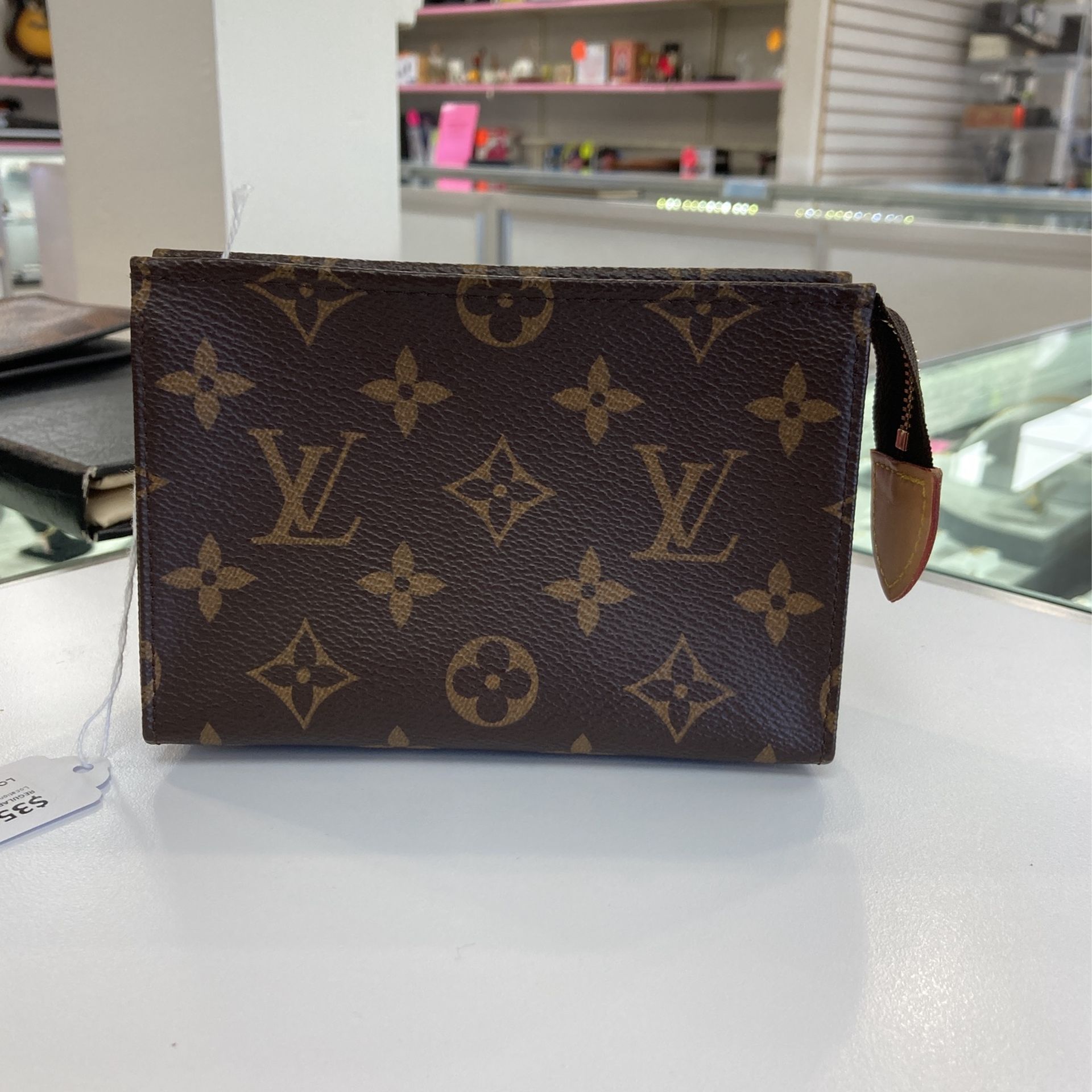 Louis Vuitton Wallet for Sale in Glendale, AZ OfferUp
