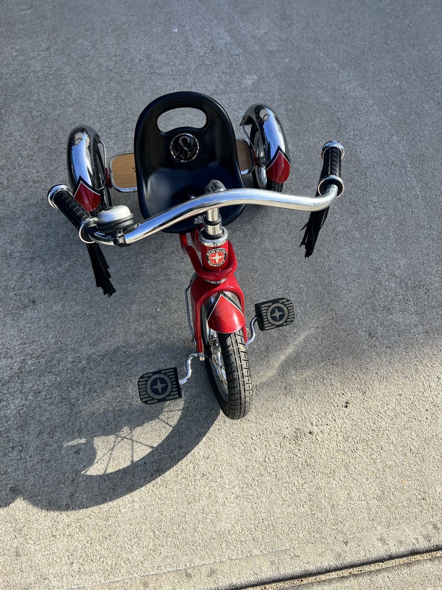 SCHWINN TRICYCLE RED