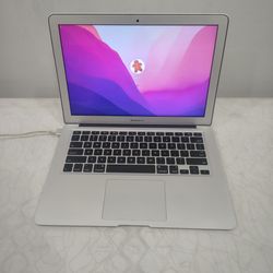 2017 Apple Macbook Air 13.3" A1466 i5 Monterey 8 GB ram 256 g. ssd silver cycle