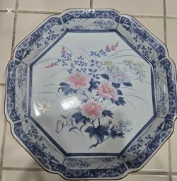 Japanese Arita Ware Kisen Kiln Flower Shaped Platter