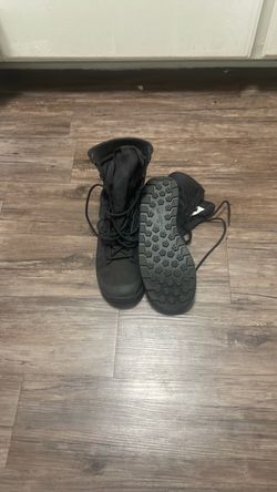 Men’s tactical boots