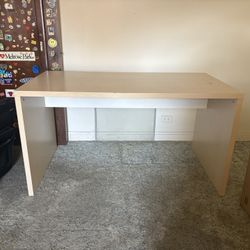 Desk $20