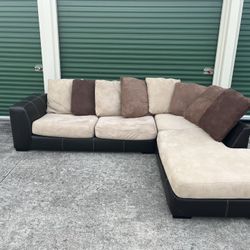 Microfiber Leather Based Sectional. Free delivery!