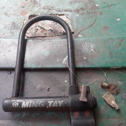 Heavy duty bike lock