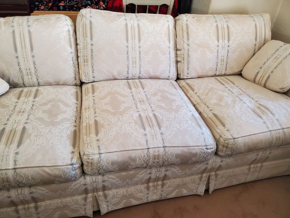 FREE SOFA