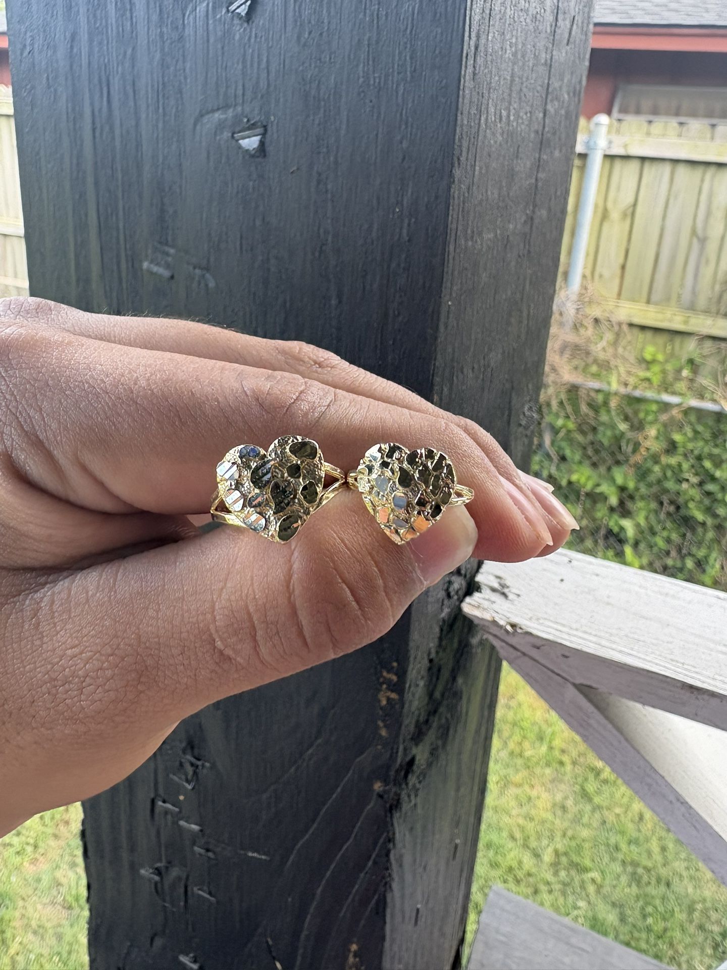 10k gold heart rings