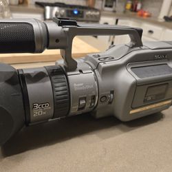 sony camcorder DCR-VX1000