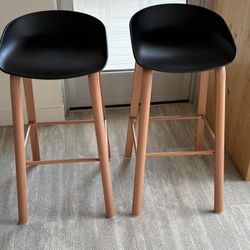 Set Of 2 Barstools 
