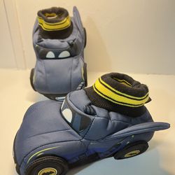 DC Batman Slippers Boys Size 7-8 Blue Batwheels Bat Car Slip On Plush Light Up