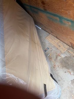 FREE TWIN BOXSPRING