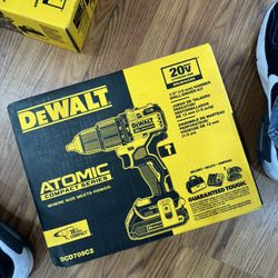 DEWALT ATOMIC 20V MAX Drill, Cordless, Compact, 1/2-Inch, 2 Batteries DCD709C2